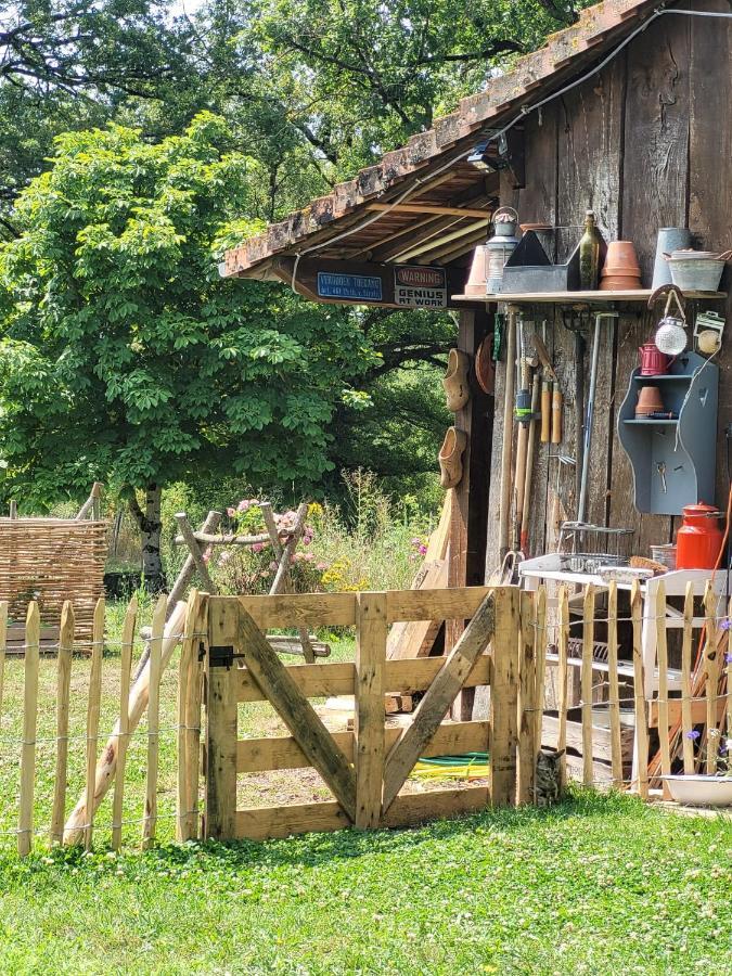 Brigueuil-le-Chantre Chez Nous Bed & Breakfast エクステリア 写真